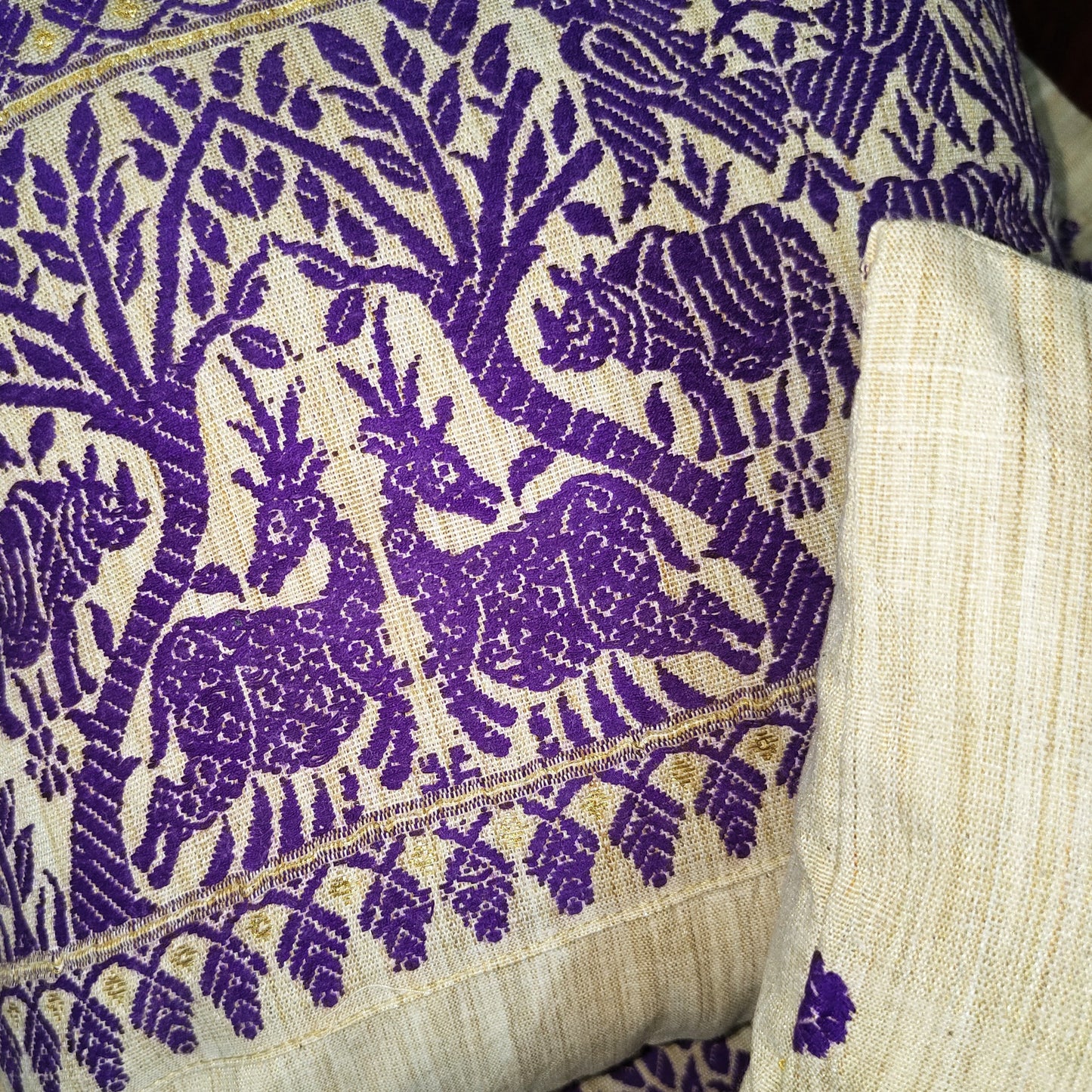 Kaziranga cushion covers set
