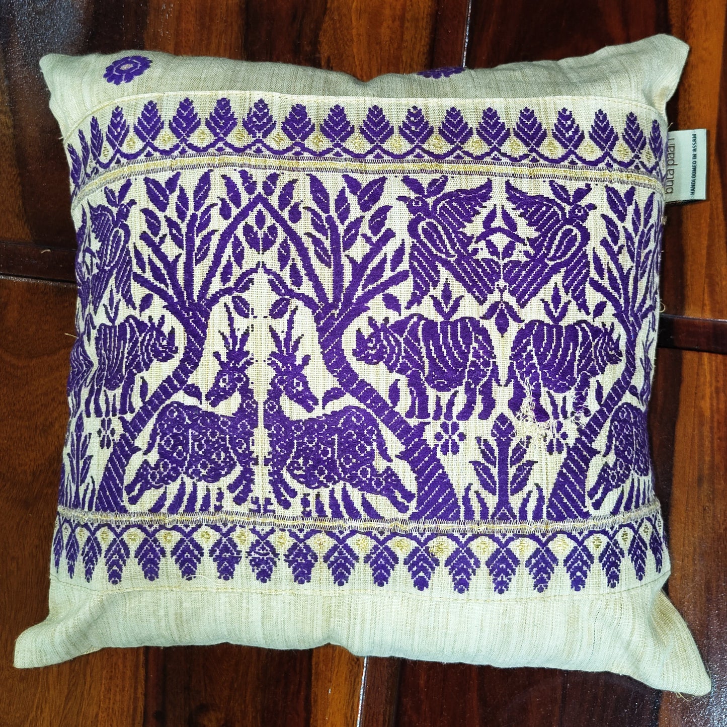 Kaziranga cushion covers set