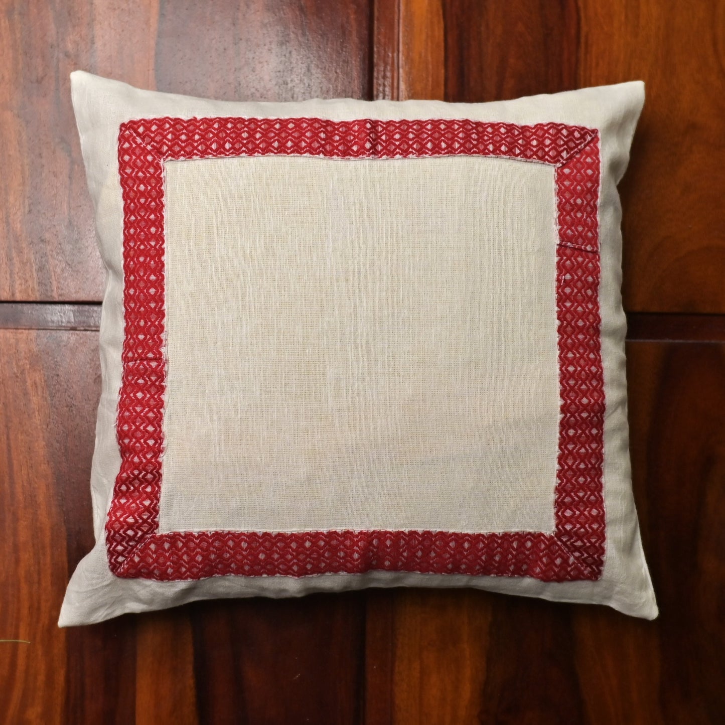 White & Red Cushion Cover Set with Runner