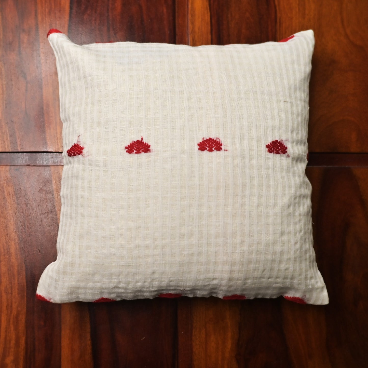 White & Red Cushion Cover Set with Runner